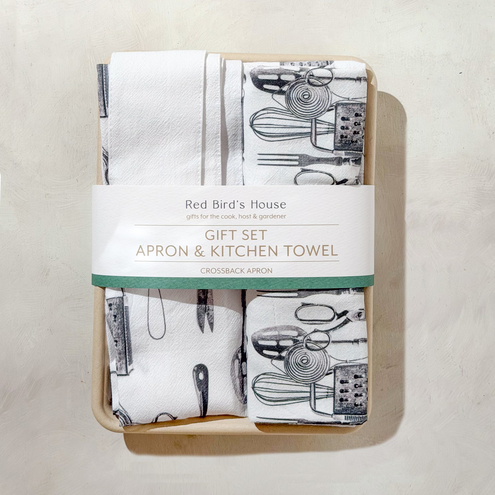 Kitchen Utelsils / Set of Apron and Kitchen Towel
