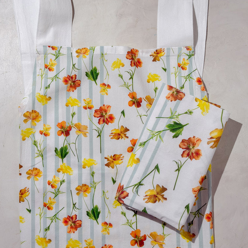 Buttercups / Set of Apron and Kitchen Towel