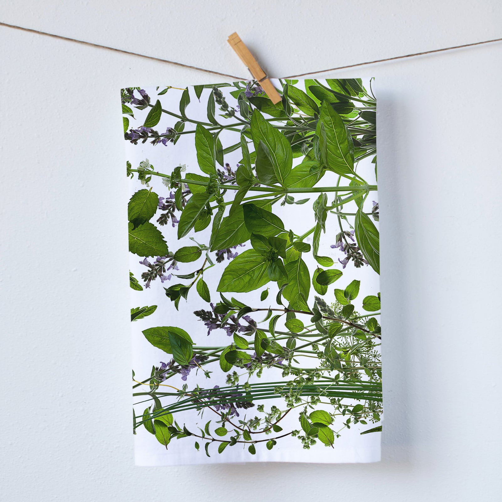 A wonderful design with a collage of fresh herbs os printed into 100% cotton fabric.  size 19"x28" a wonderful hostess gift.  Gift ready with dedication card is included. (7486083465439)